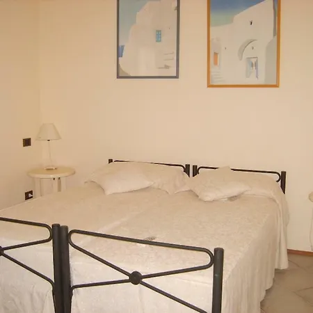 Trilocale Fronte Mare 74 Сasa de vacaciones Golfo Aranci